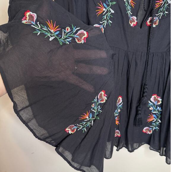 ZARA Trafaluc Collection Embroidered Boho Bell Sleeve Tassel Blouse Size: M - Picture 6 of 6